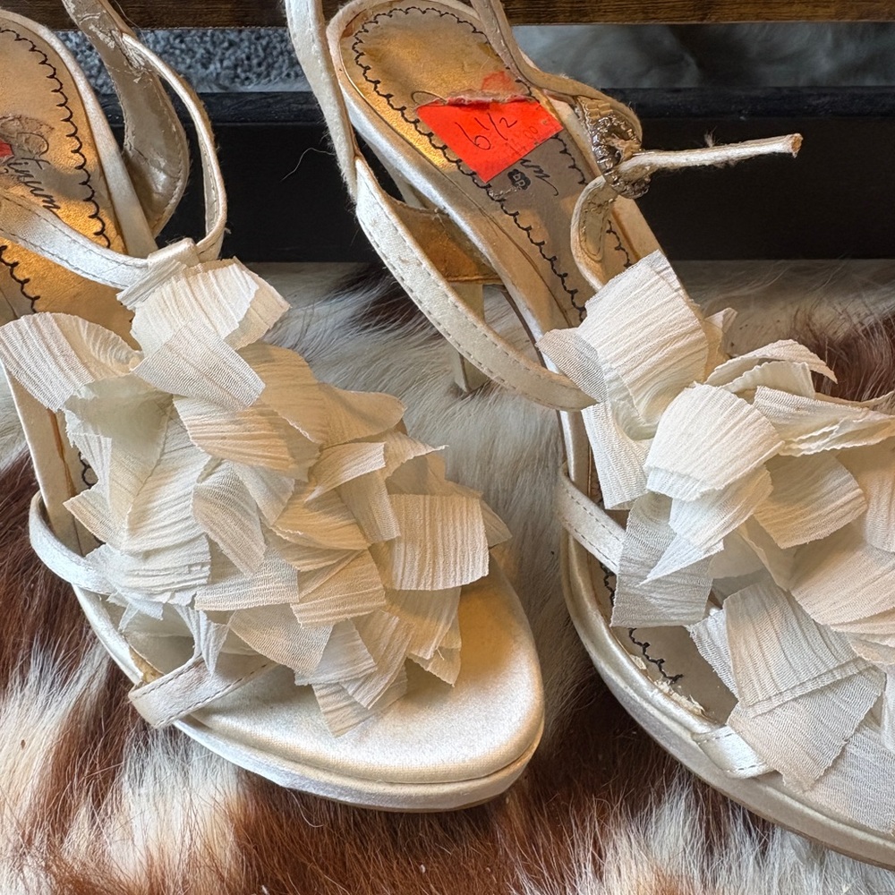 Elegant White Floral Women's Heels— never worn